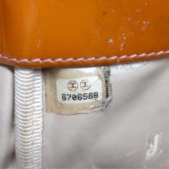 Authentic Chanel Tote - Picture 15 of 16